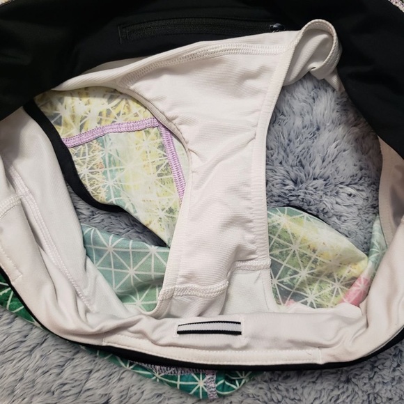 Lululemon Speed Shorts - Picture 3 of 6